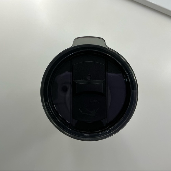 New Yukon outfitters x bucees 20oz tumbler cup - Picture 4 of 4